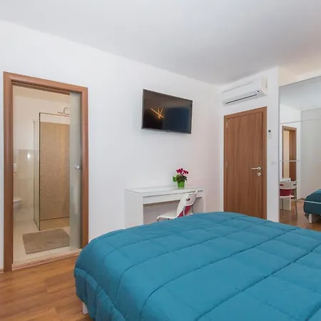 Holiday Home In Kunj 35610
