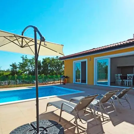 Holiday Home In Kunj 35610
